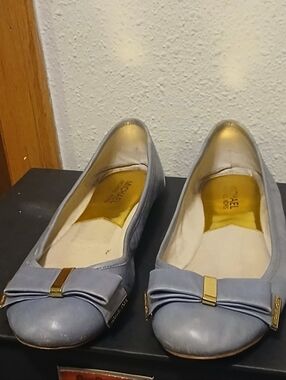 Michael Kors Fulton Ballet Flats Periwinkle Blue Leather Gold Bow Size 9M